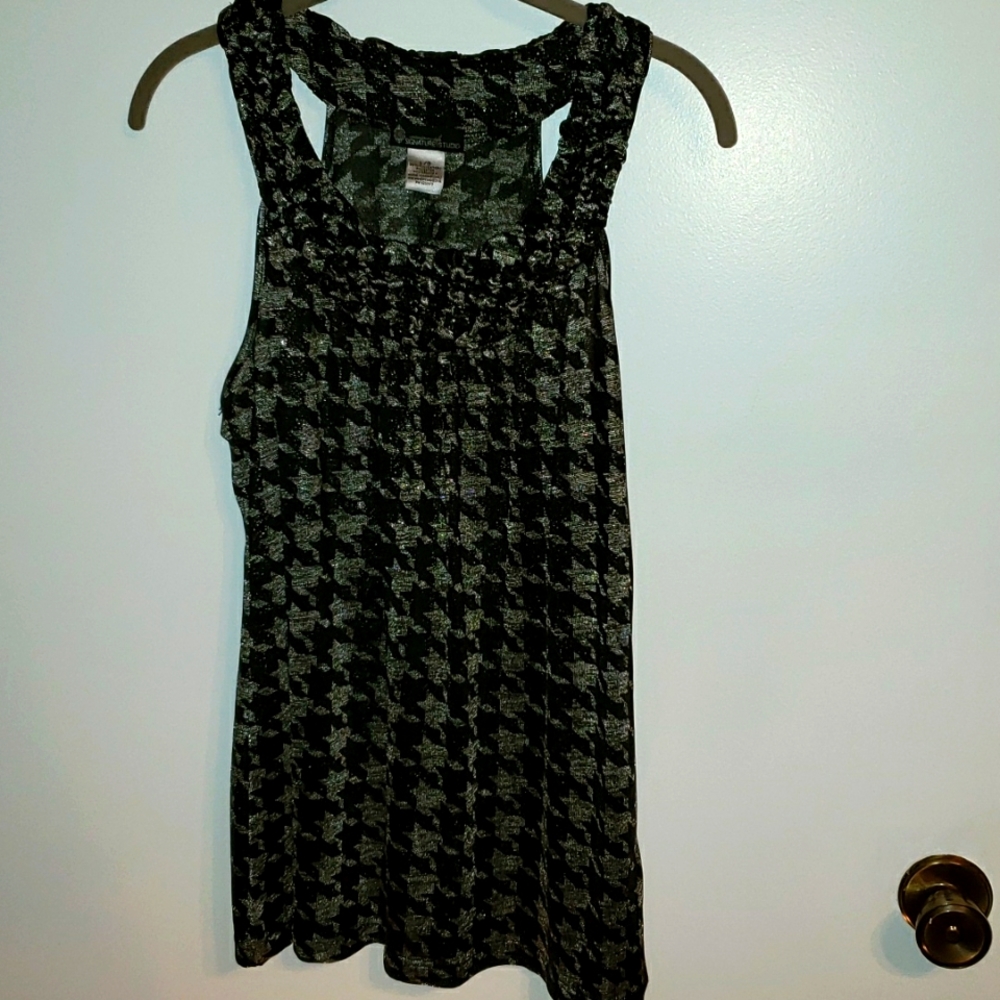 Signature Studio dressy tank top